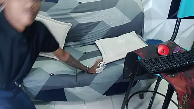 ManSant online show from March 2025 07:18:01 PM