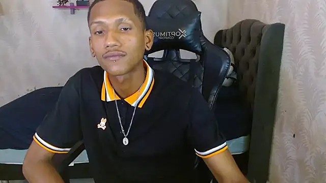 ManSant online show from October 2025 07:25:02 PM