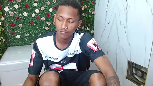 ManSant online show from December 2025 05:19:02 PM