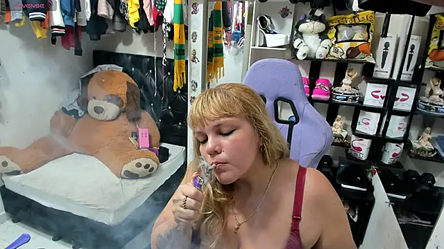 allsson queen online show from September 2025 08:02:01 PM