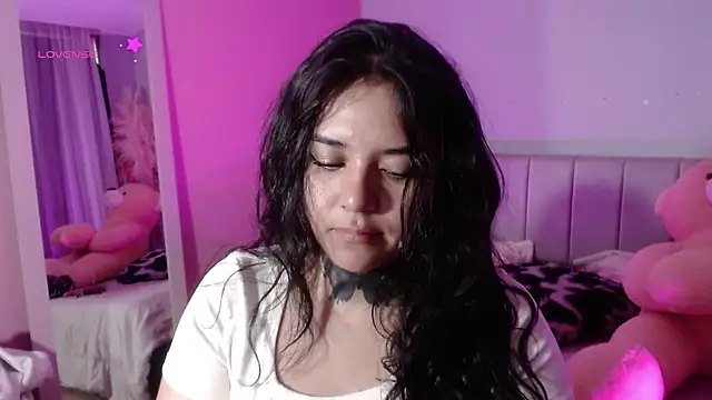 Snapshot of kim_blake chatting on January 2025 07:51:02 PM kim blake online show from January 2025 07:51:02 PM