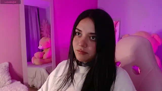 Snapshot of kim_blake chatting on January 2025 12:27:01 AM kim blake online show from January 2025 12:27:01 AM