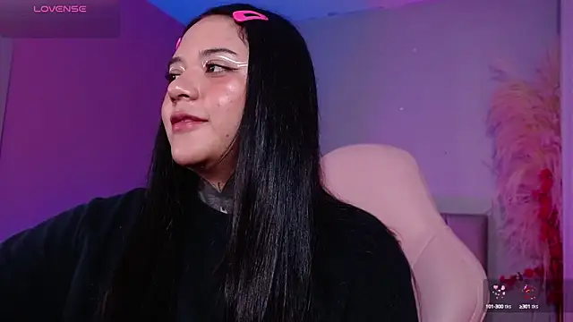 Snapshot of kim_blake chatting on February 2025 12:17:02 PM kim blake online show from February 2025 12:17:02 PM