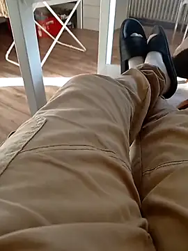 Nowy111 online show from March 2026 04:18:01 PM