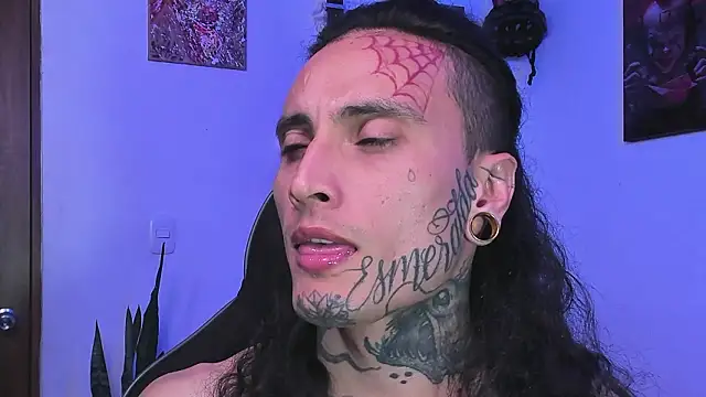 Snapshot of Ryuk_it chatting on February 2026 06:40:02 AM Ryuk it online show from February 2026 06:40:02 AM