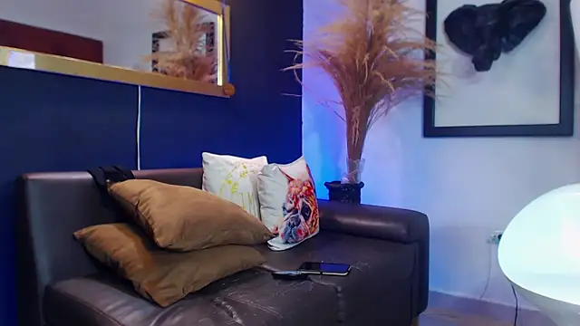 Markboyl online show from September 2025 03:23:02 PM