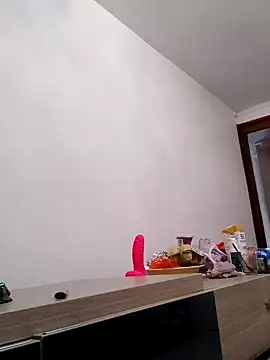 Snapshot of clara-francaise chatting on February 2025 04:52:01 PM clara-francaise online show from February 2025 04:52:01 PM