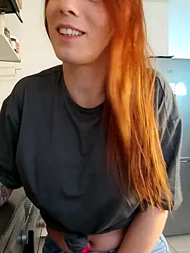 Snapshot of clara-francaise chatting on November 2025 03:34:01 PM clara-francaise online show from November 2025 03:34:01 PM