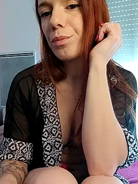 Snapshot of clara-francaise chatting on November 2025 02:40:02 PM clara-francaise online show from November 2025 02:40:02 PM