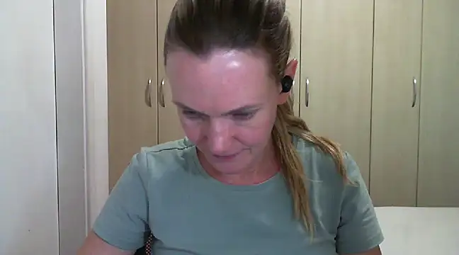 Annylove1 online show from March 2025 09:56:01 PM