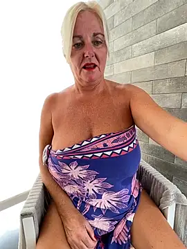 Snapshot of Patsylaboner chatting on June 2026 05:37:02 PM Patsylaboner online show from June 2026 05:37:02 PM