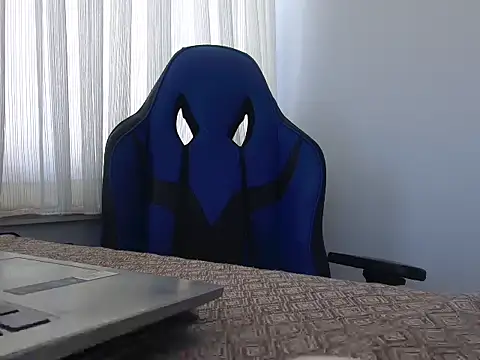 ALPHANDRE online show from April 2026 11:04:01 AM