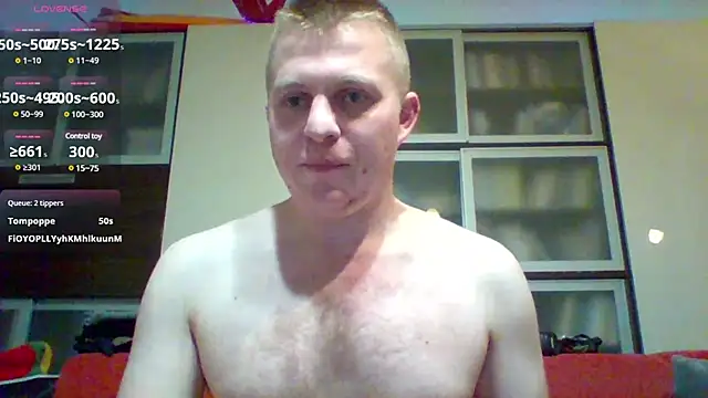Snapshot of Matttthees chatting on January 2025 12:05:02 AM Matttthees online show from January 2025 12:05:02 AM