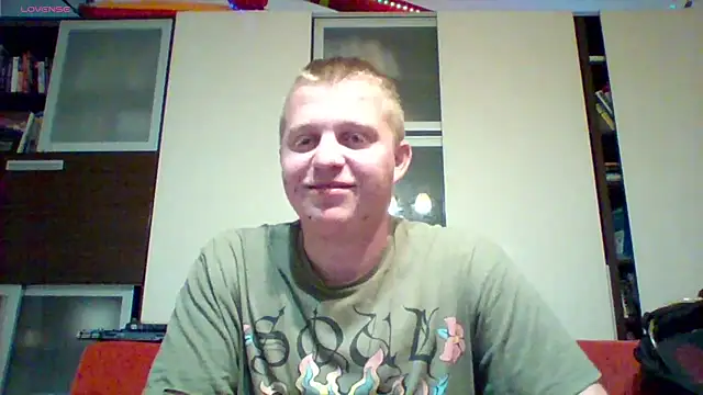 Snapshot of Matttthees chatting on October 2025 06:30:01 PM Matttthees online show from October 2025 06:30:01 PM