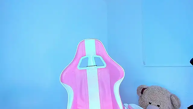 Ariana f online show from March 2026 10:18:01 PM