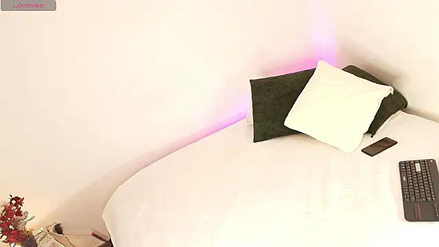 kattyytaylor online show from April 2026 02:14:02 AM