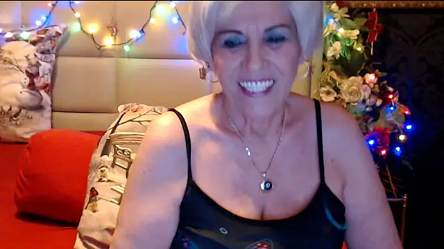 HappyWomanOn online show from January 2025 10:34:02 PM