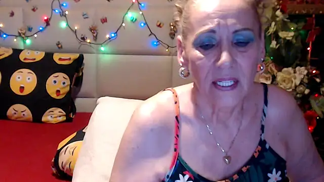 Snapshot of HappyWomanOn chatting on July 2026 09:26:01 AM HappyWomanOn online show from July 2026 09:26:01 AM