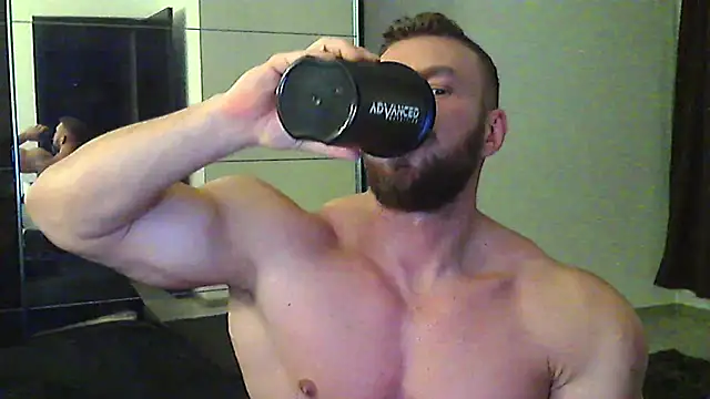 muscularkevin online show from February 2026 04:21:02 AM