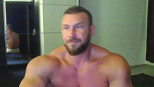 muscularkevin online show from July 2026 06:12:01 PM