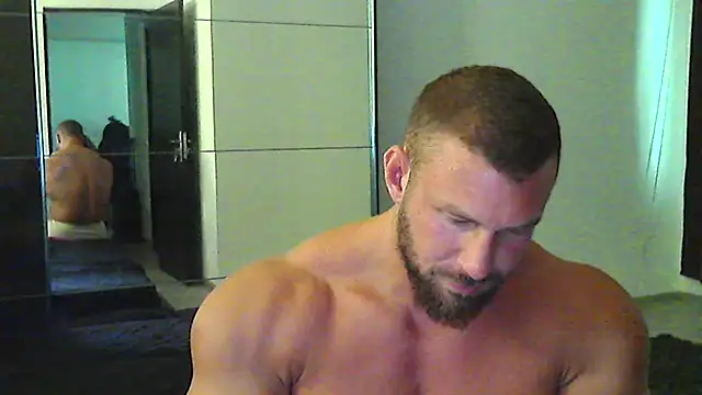 muscularkevin online show from July 2026 01:15:02 PM