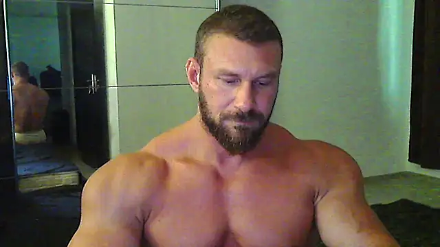 muscularkevin online show from July 2026 03:07:02 PM