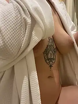 Snapshot of Amazoniiaa chatting on January 2025 02:03:02 PM Amazoniiaa online show from January 2025 02:03:02 PM