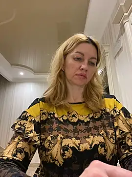 Snapshot of Amazoniiaa chatting on February 2025 04:36:02 PM Amazoniiaa online show from February 2025 04:36:02 PM