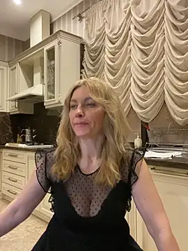 Snapshot of Amazoniiaa chatting on March 2025 06:58:02 PM Amazoniiaa online show from March 2025 06:58:02 PM
