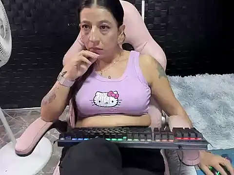 Snapshot of mature_sexi40 chatting on October 2025 12:16:02 PM mature sexi40 online show from October 2025 12:16:02 PM