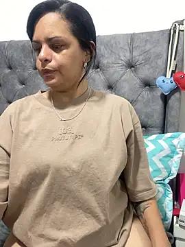 Snapshot of Kataliina chatting on May 2026 10:22:02 PM Kataliina online show from May 2026 10:22:02 PM