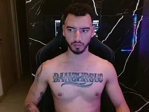 Snapshot of Dangerous-Men chatting on October 2025 04:35:02 AM Dangerous-Men online show from October 2025 04:35:02 AM