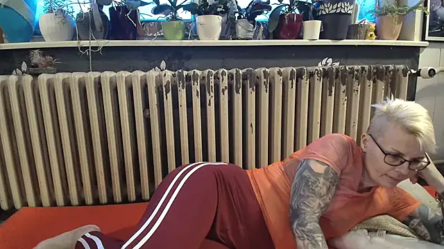 MaryG online show from January 2025 03:28:02 PM