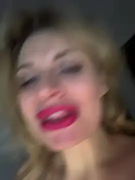 Evellyn online show from January 2026 06:42:02 PM