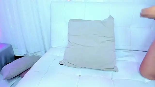 Litzy1  online show from February 2026 07:51:01 AM