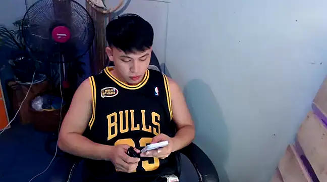 princeJayX online show from February 2025 12:11:02 PM