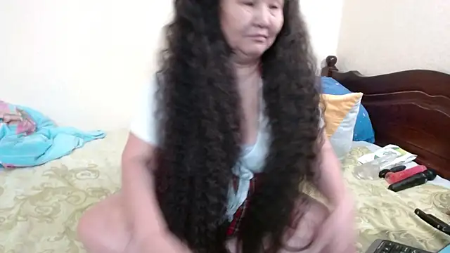 Zulfiya Bruce online show from February 2025 11:37:02 PM