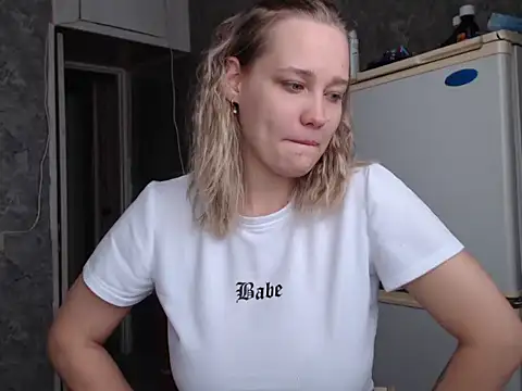 Snapshot of miya_miya21 chatting on October 2025 04:15:02 AM miya miya21 online show from October 2025 04:15:02 AM