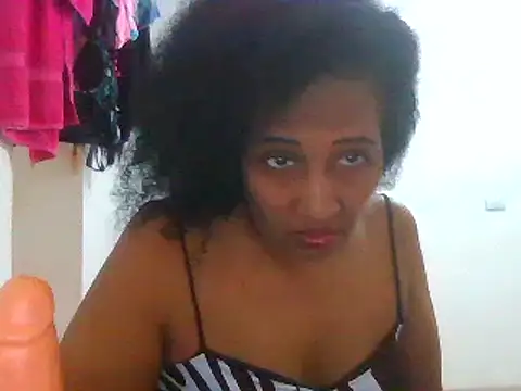 Aishamara online show from February 2025 07:41:01 PM