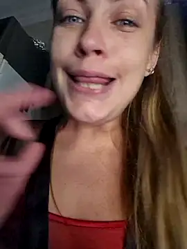 Keli Jessi online show from October 2025 07:16:01 PM