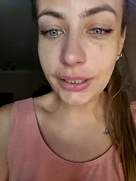 Keli Jessi online show from February 2026 06:11:01 PM