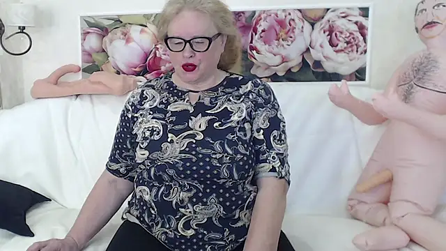 FlaviaSquirts online show from March 2026 08:08:02 AM