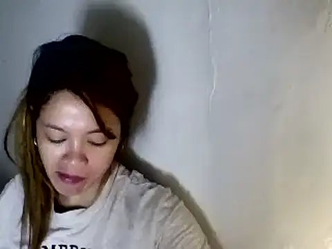 Snapshot of pinay4uwithagoodheart chatting on December 2024 04:30:02 AM pinay4uwithagoodheart online show from December 2024 04:30:02 AM