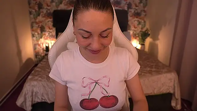 Snapshot of KristiiMax chatting on May 2026 04:26:02 PM KristiiMax online show from May 2026 04:26:02 PM