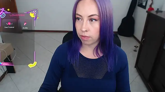 charlottezoe15 online show from September 2025 05:24:01 PM