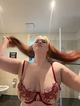 AnjaAmelia online show from March 2026 11:14:01 AM