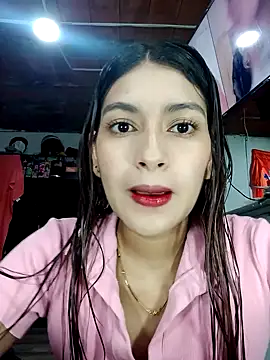 annie-19 online show from January 2025 07:18:02 PM