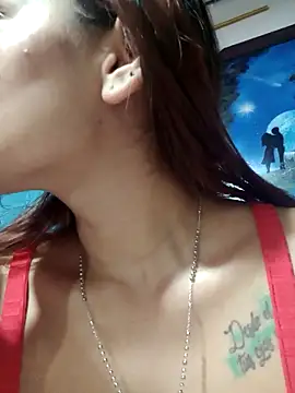 annie-19 online show from February 2025 07:50:02 PM