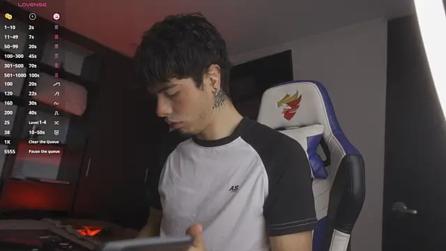  morghan  online show from November 2025 05:46:01 PM