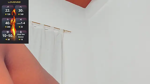 Snapshot of santi_brown chatting on January 2025 06:33:01 AM santi brown online show from January 2025 06:33:01 AM